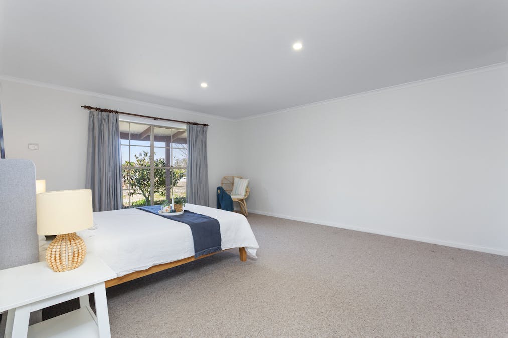 22  Oak Grove, Murrumbateman, NSW, 2582 - Image 16