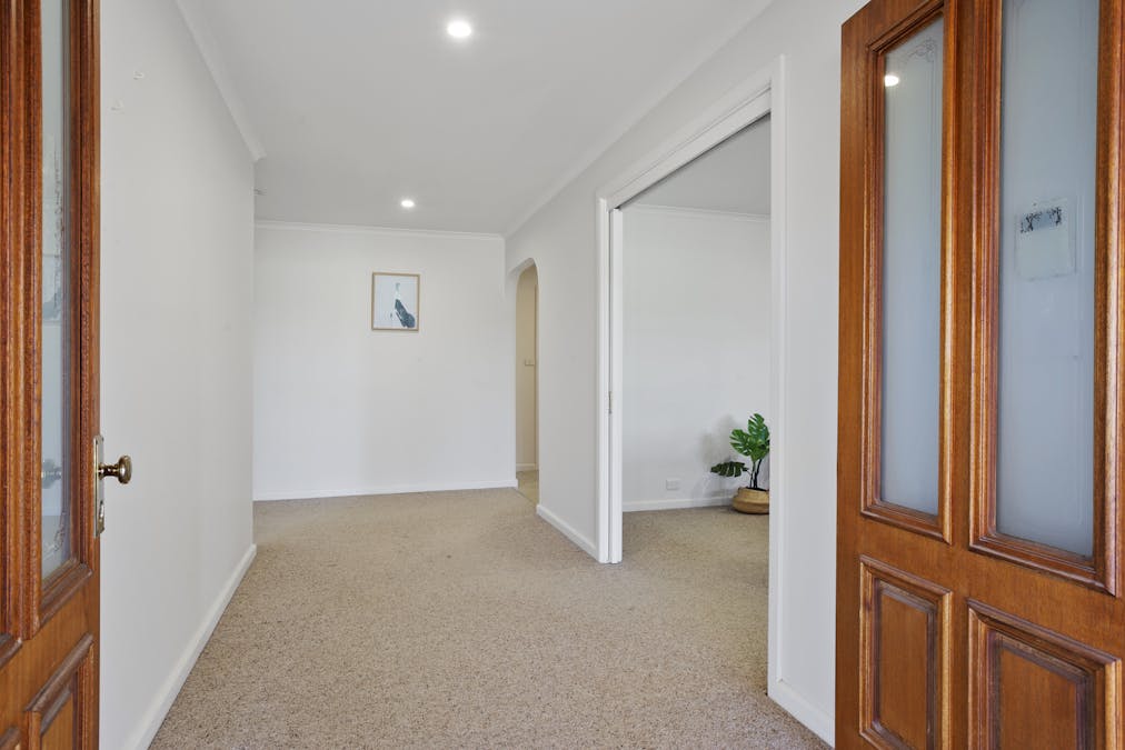 22  Oak Grove, Murrumbateman, NSW, 2582 - Image 3