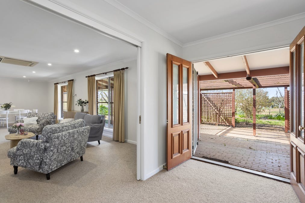 22  Oak Grove, Murrumbateman, NSW, 2582 - Image 4