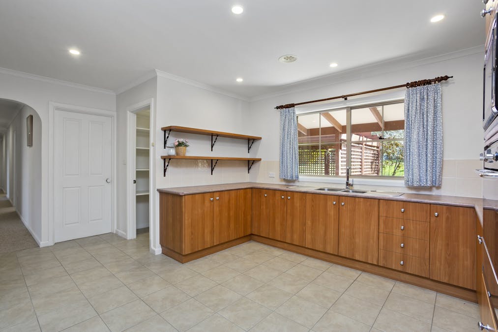 22  Oak Grove, Murrumbateman, NSW, 2582 - Image 12