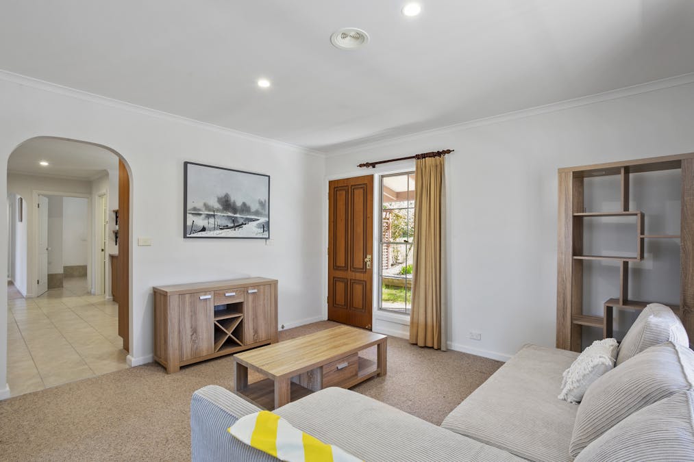 22  Oak Grove, Murrumbateman, NSW, 2582 - Image 10