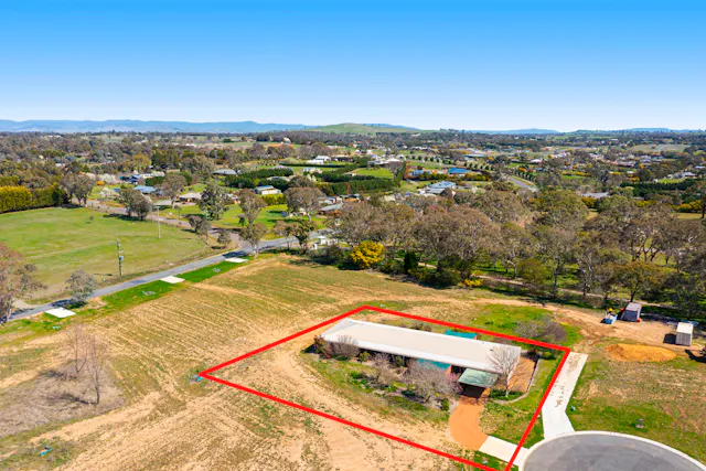 22 Oak Grove — photo from Elders Real Estate Yass Valley