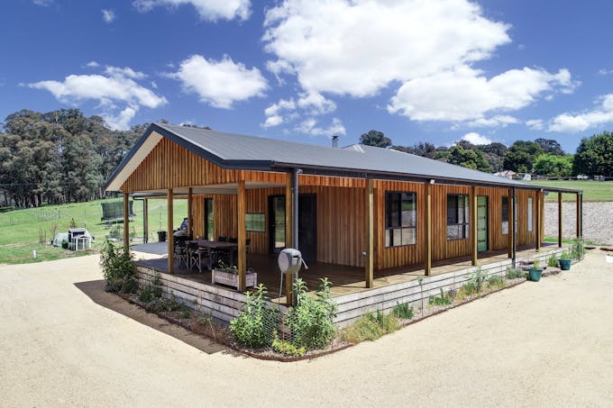 25 Altmans Road, Tolmie, VIC, 3723 - Image 1