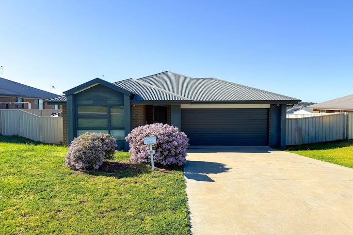 16 Rosewood Avenue, Parkes, NSW, 2870