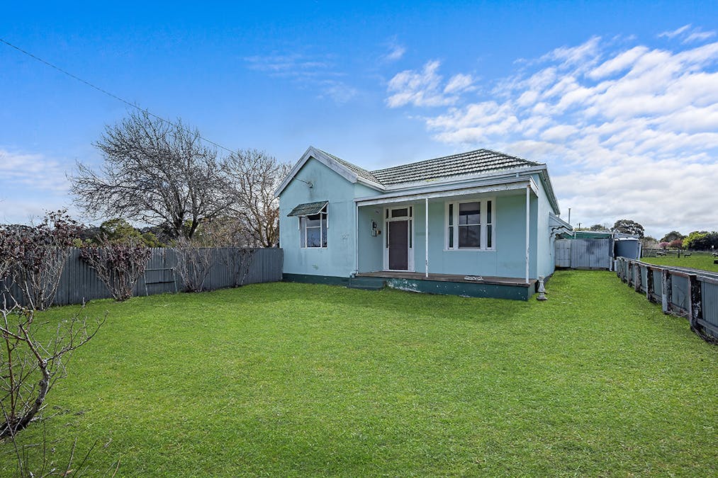 27 Mill Road, Hamilton, VIC, 3300 - Image 6