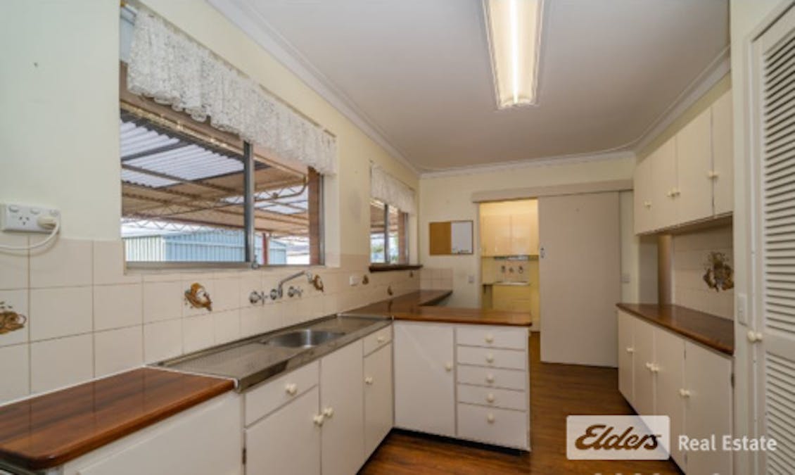 48 Lake Street, Rockingham, WA, 6168 - Image 8