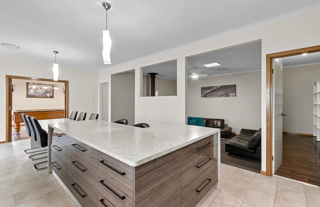 12 Trezise Way, Clare, SA, 5453 - Image 5