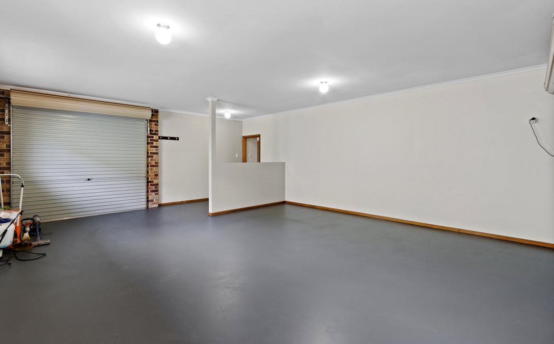 12 Trezise Way, Clare, SA, 5453 - Image 27