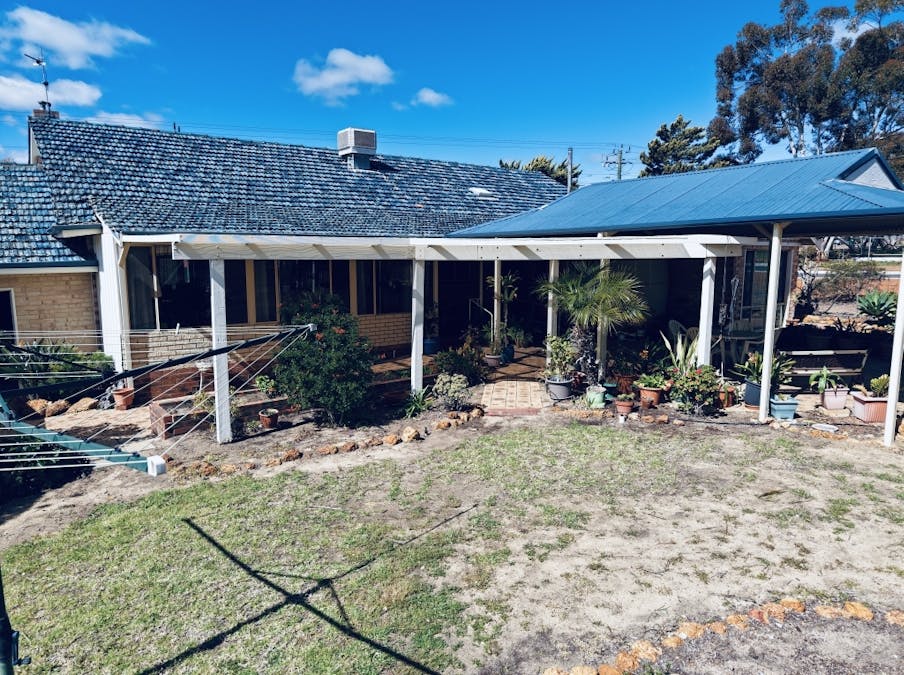 73  McLennan Street, Quairading, WA, 6383 - Image 23