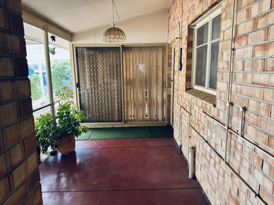 73  McLennan Street, Quairading, WA, 6383 - Image 20