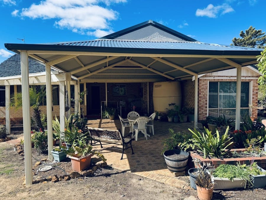 73  McLennan Street, Quairading, WA, 6383 - Image 22