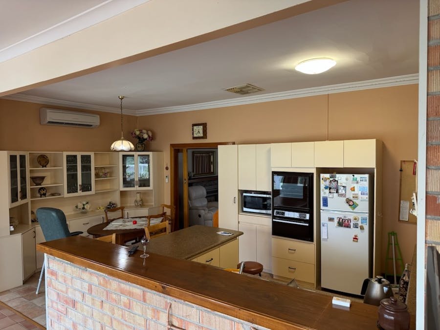 73  McLennan Street, Quairading, WA, 6383 - Image 8