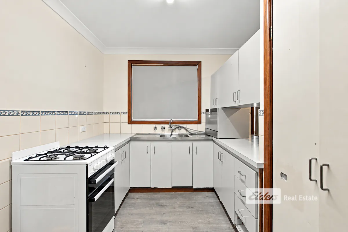 4 Mawson Place — photo 10 of 23