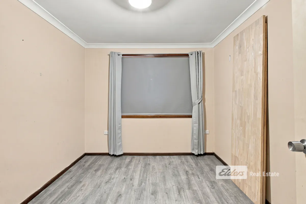 4 Mawson Place — photo 15 of 23