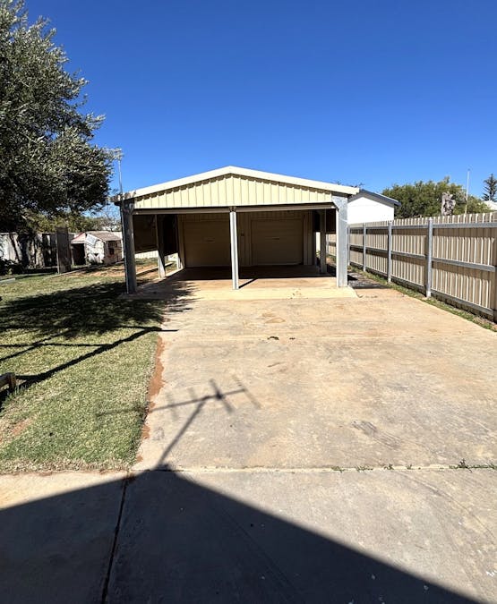 8 Crossland Street, South Carnarvon, WA, 6701 - Image 16
