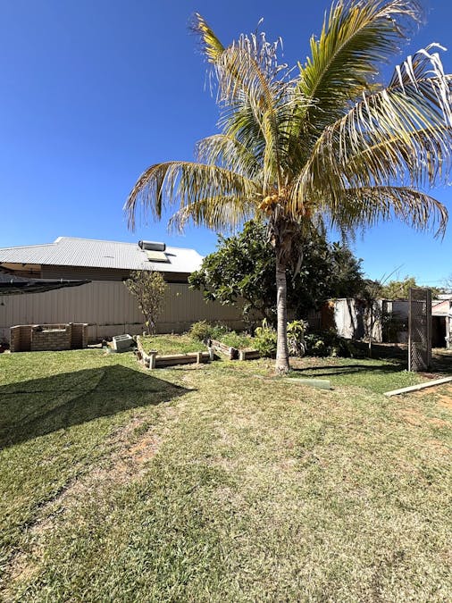 8 Crossland Street, South Carnarvon, WA, 6701 - Image 21