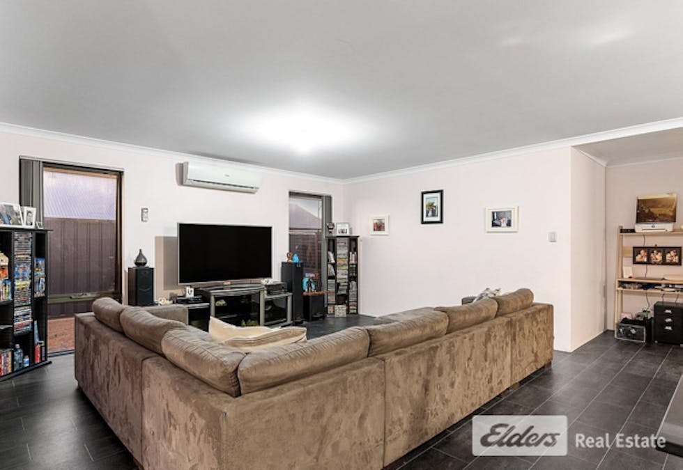 8 Kingcote Road, Baldivis, WA, 6171 - Image 5