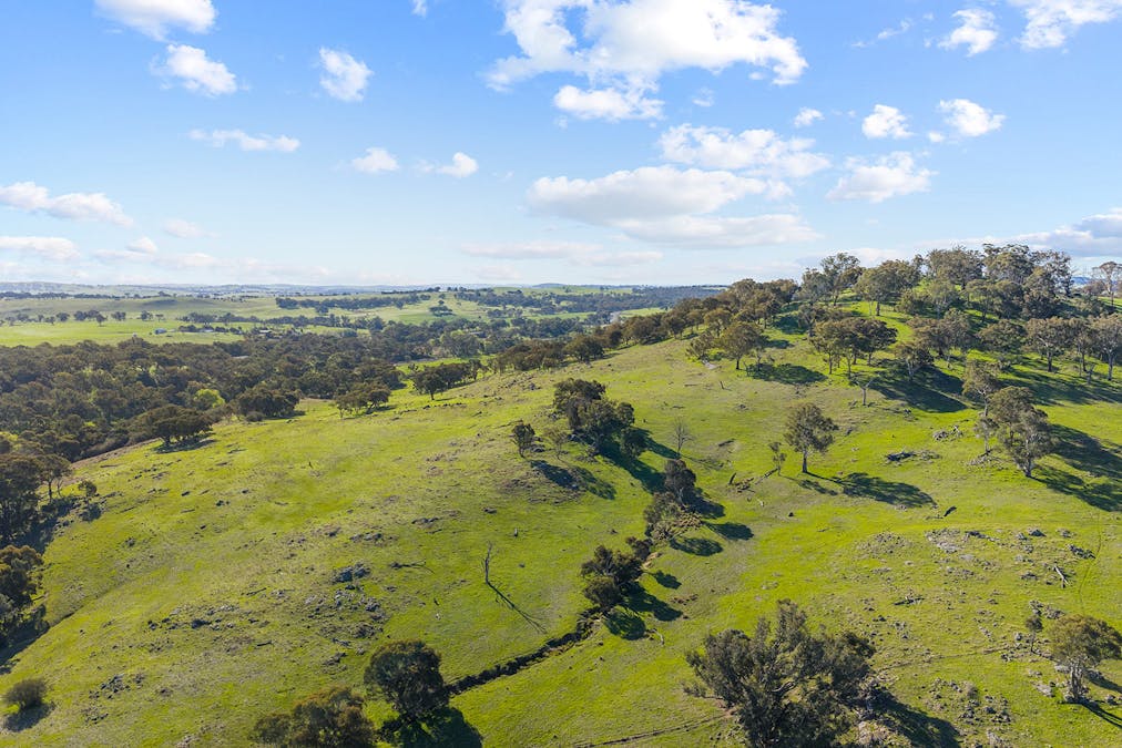 1432 Lachlan Valley Way, Laverstock, NSW, 2582 - Image 22
