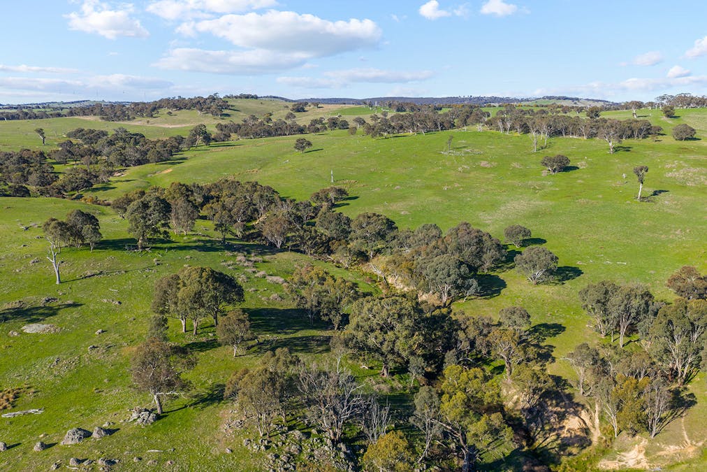 1432 Lachlan Valley Way, Laverstock, NSW, 2582 - Image 23