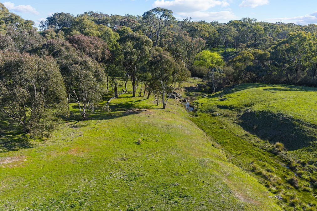 1432 Lachlan Valley Way, Laverstock, NSW, 2582 - Image 27