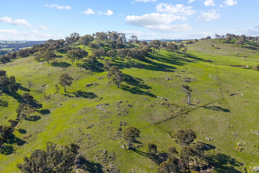 1432 Lachlan Valley Way, Laverstock, NSW, 2582 - Image 28
