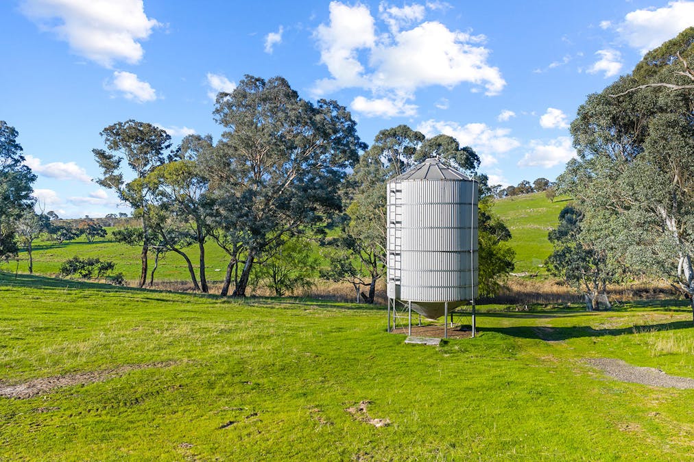 1432 Lachlan Valley Way, Laverstock, NSW, 2582 - Image 4