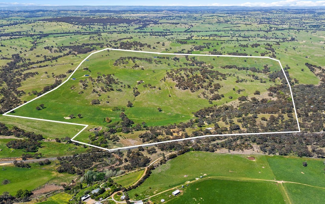 1432 Lachlan Valley Way, Laverstock, NSW, 2582 - Image 1