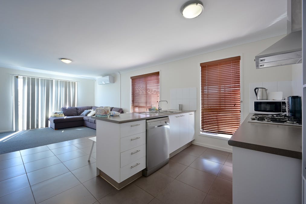 6 Bradshaw Street, Whyalla Jenkins, SA, 5609 - Image 5