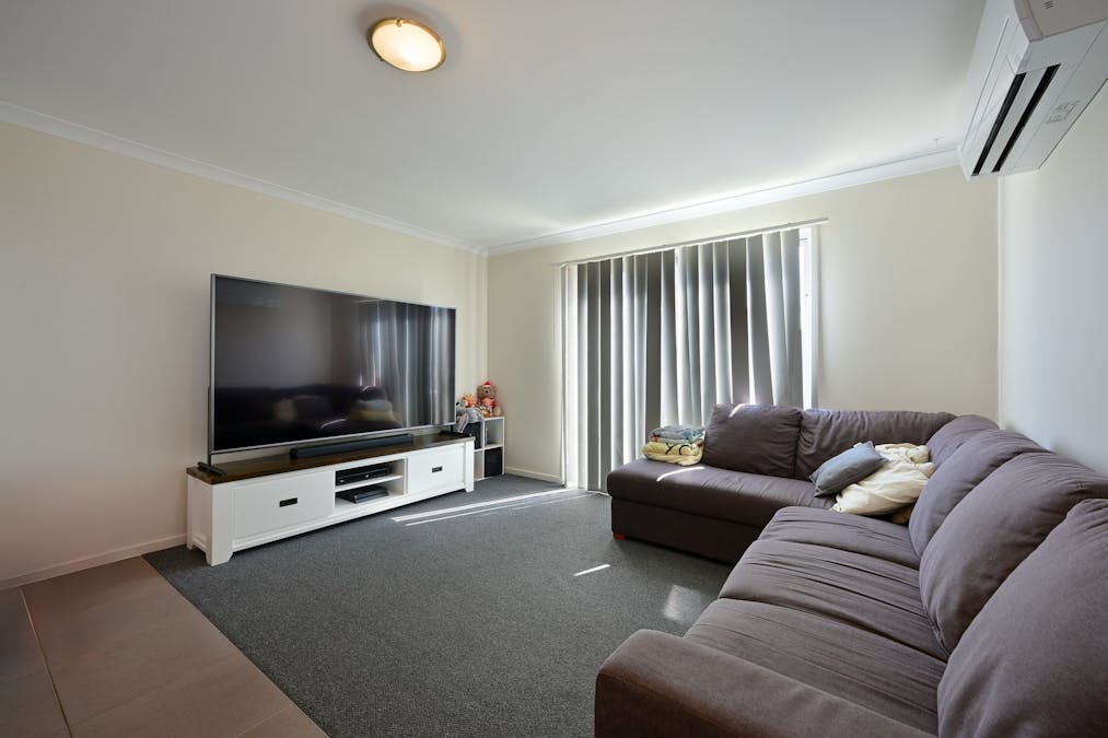 6 Bradshaw Street, Whyalla Jenkins, SA, 5609 - Image 3