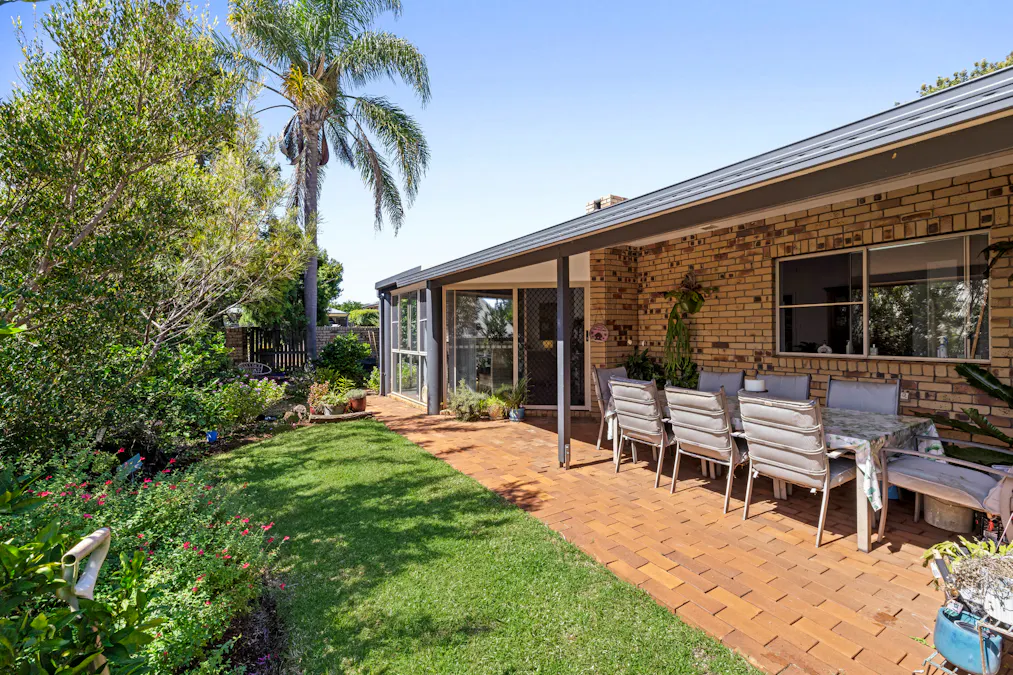 9 Lorraine Crescent, Centenary Heights, QLD, 4350 - Image 8