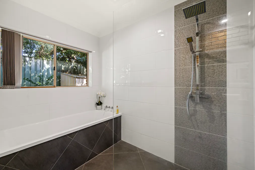 9 Lorraine Crescent, Centenary Heights, QLD, 4350 - Image 15