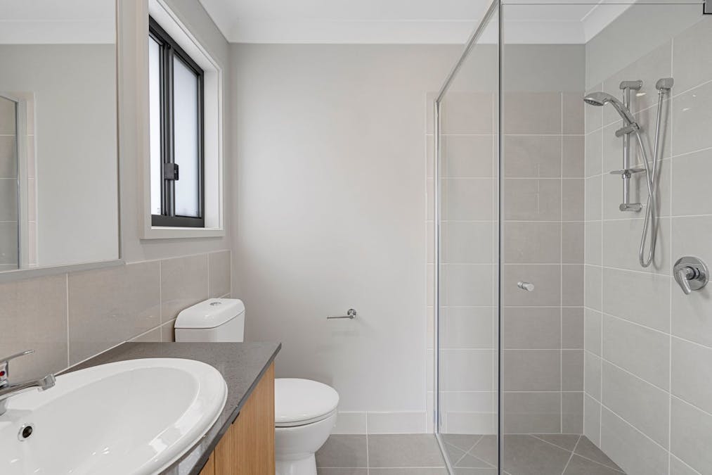 7 Parkway Avenue, South Ripley, QLD, 4306 - Image 9