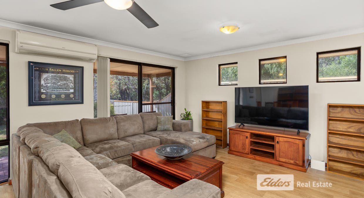 4 Saltbush Close, Glen Iris, WA, 6230 - Image 9