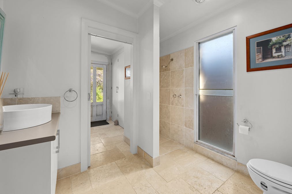 27 Euroa-Shepparton Road, Euroa, VIC, 3666 - Image 13