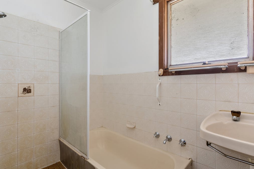 86 Pope Road, Waikerie, SA, 5330 - Image 6