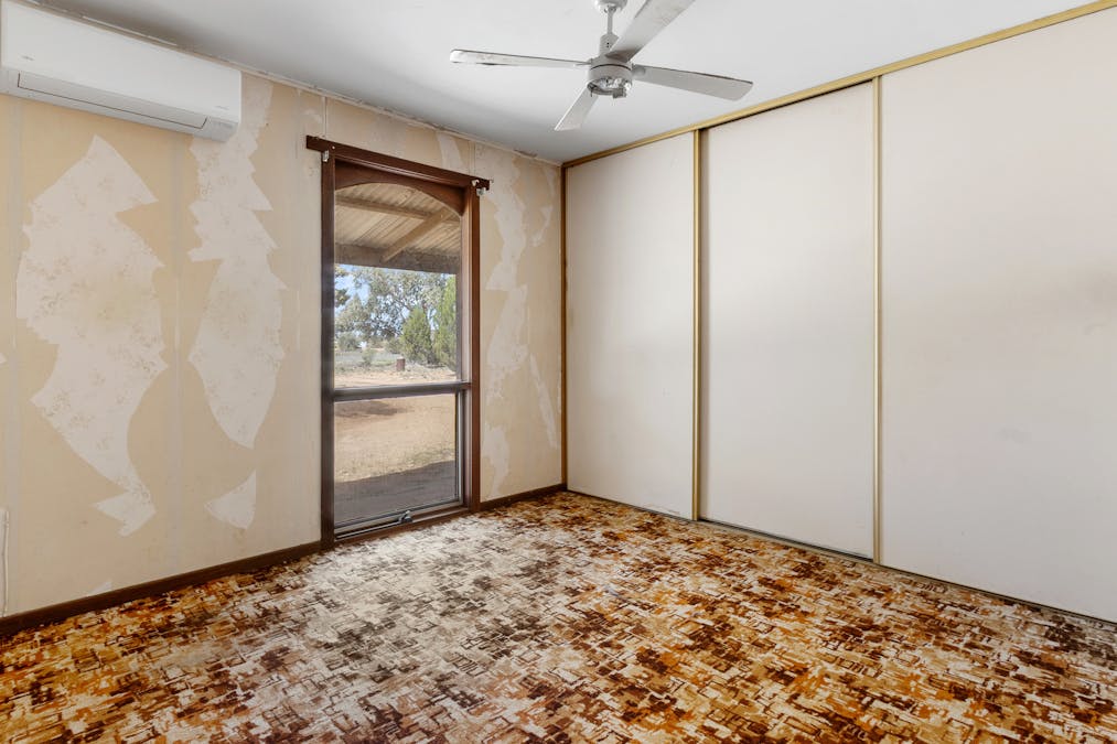 86 Pope Road, Waikerie, SA, 5330 - Image 9