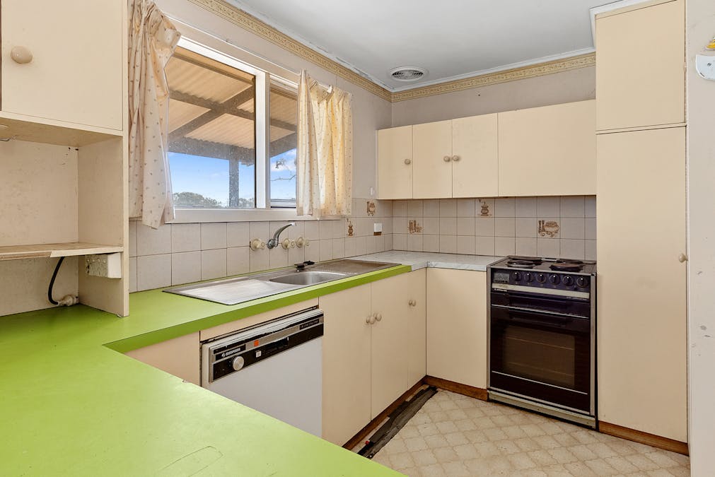 86 Pope Road, Waikerie, SA, 5330 - Image 8
