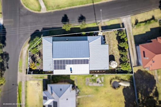 8 Douglas Street, Mount Gambier, SA, 5290 - Image 1