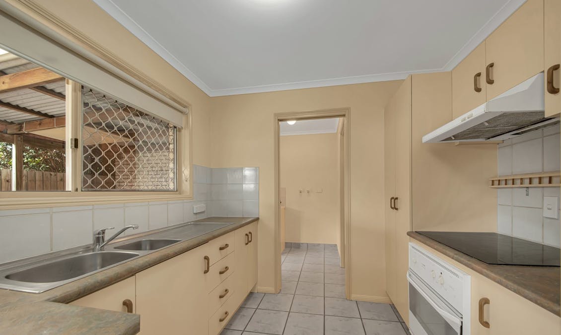 1/1 Yaldara Court, New Auckland, QLD, 4680 - Image 3