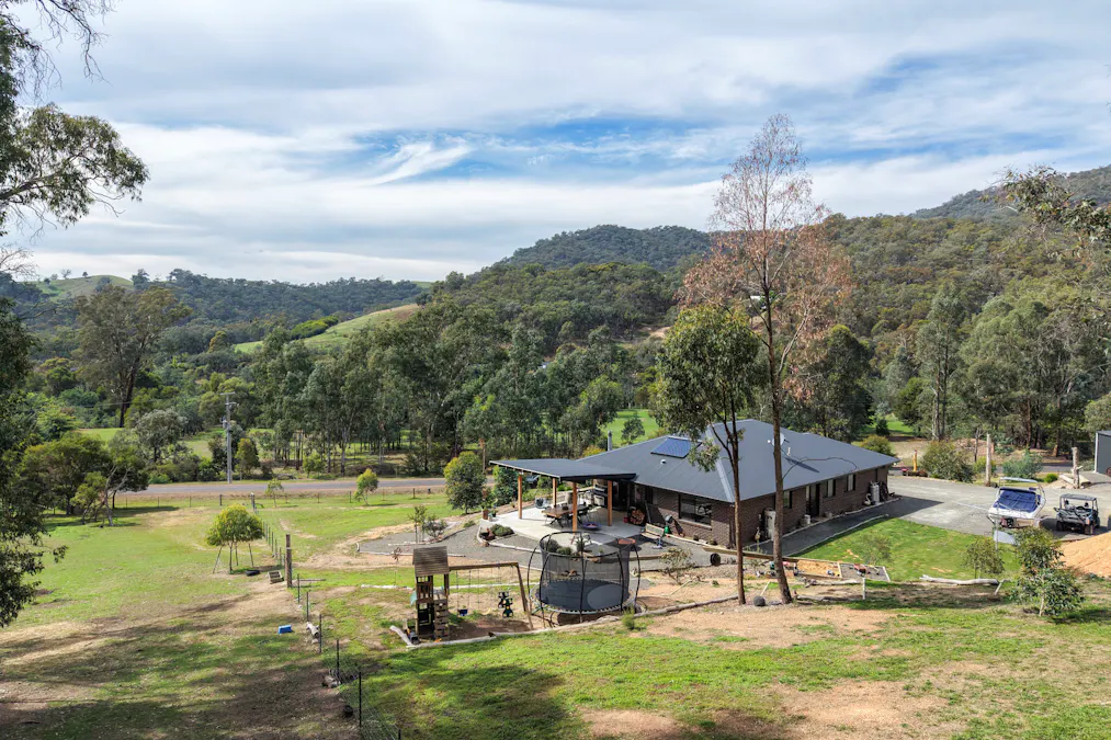 14 Bluegum Crescent, Bonnie Doon, VIC, 3720 - Image 1