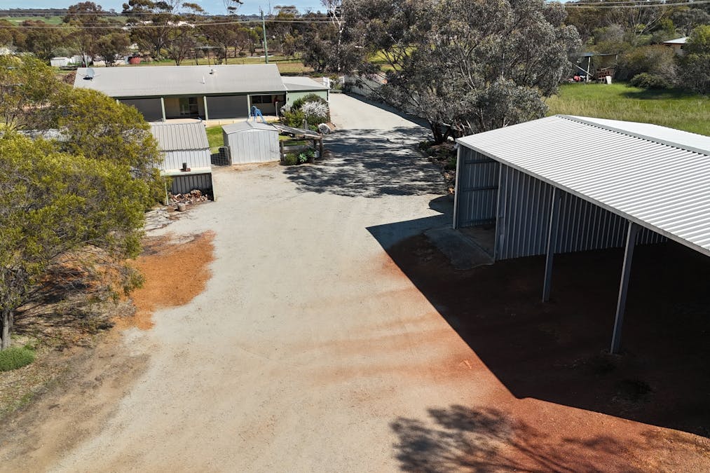 26 Love Street, Dumbleyung, WA, 6350 - Image 18
