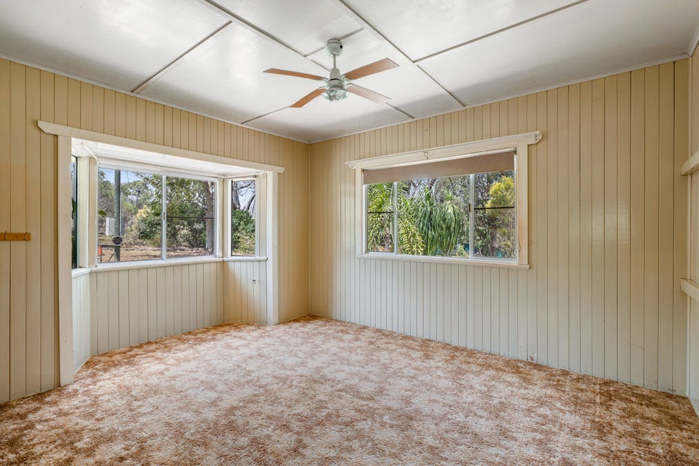 27 Jannusch Road, Gowrie Mountain, QLD, 4350 - Image 12