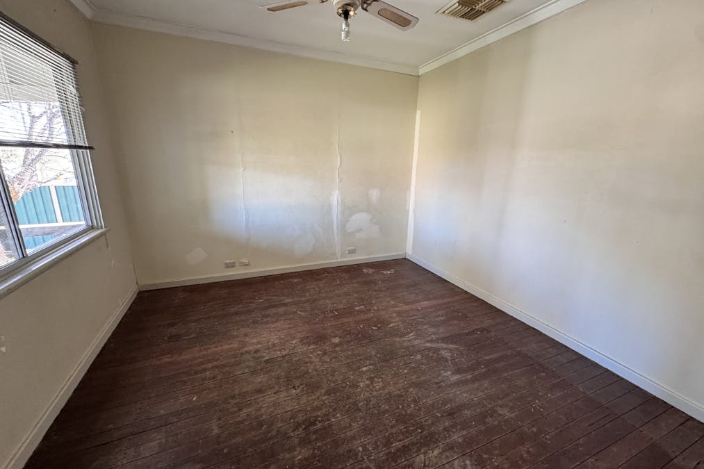 63 Throssell Street, Northam, WA, 6401 - Image 9