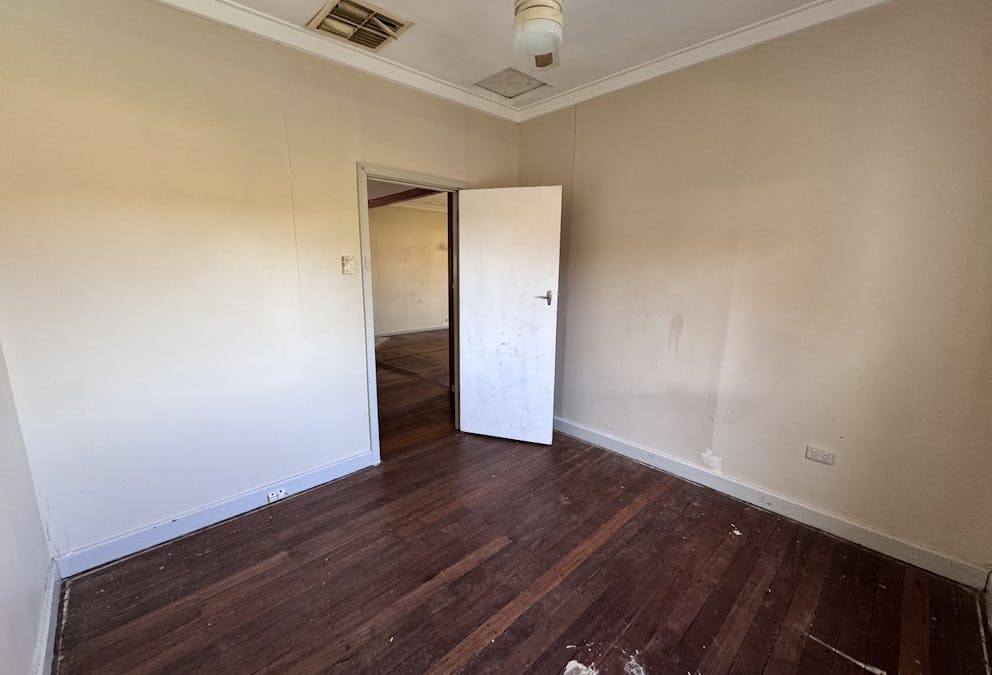 63 Throssell Street, Northam, WA, 6401 - Image 11