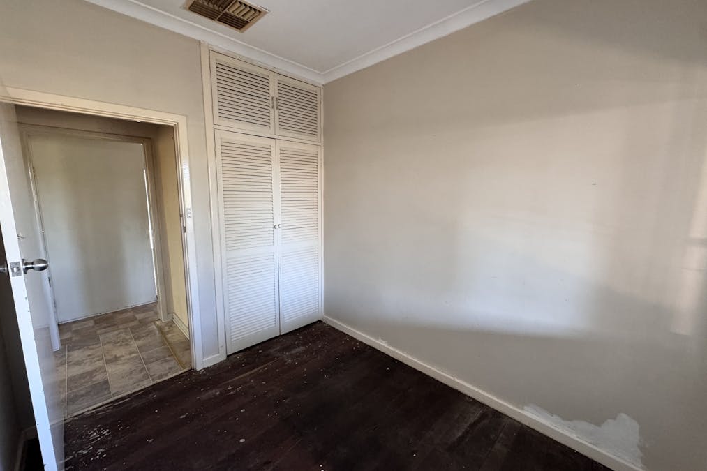 63 Throssell Street, Northam, WA, 6401 - Image 13