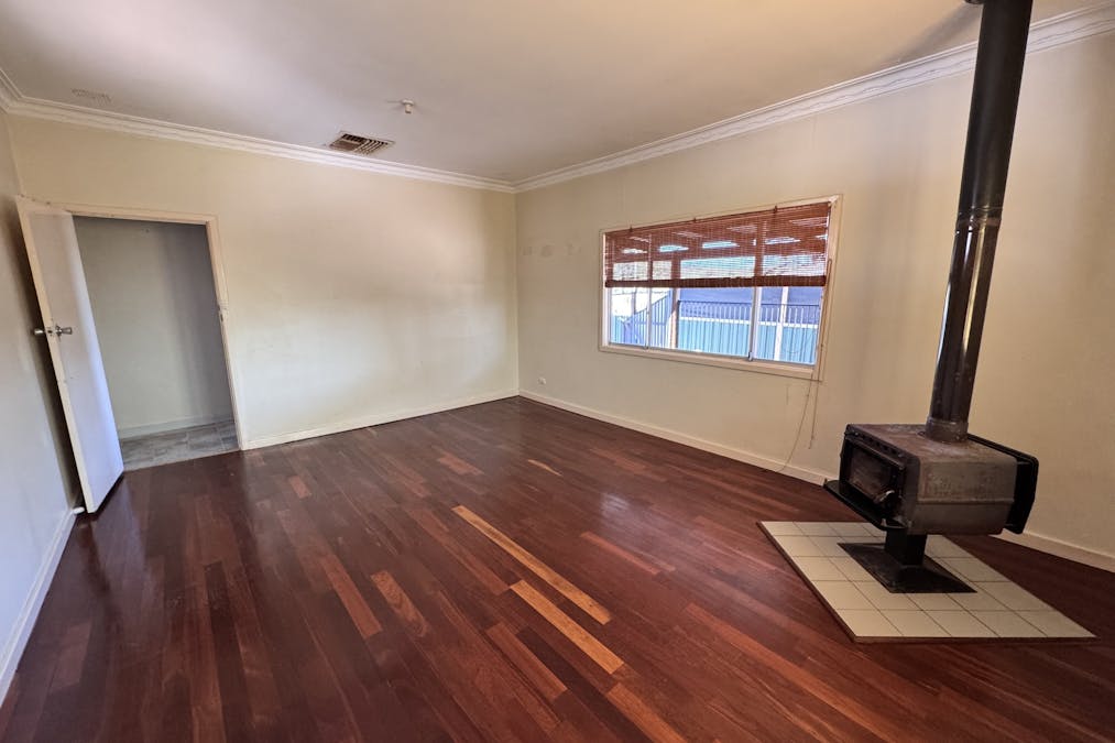 63 Throssell Street, Northam, WA, 6401 - Image 15