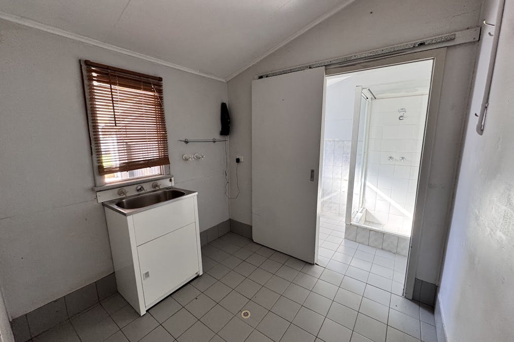 63 Throssell Street, Northam, WA, 6401 - Image 17