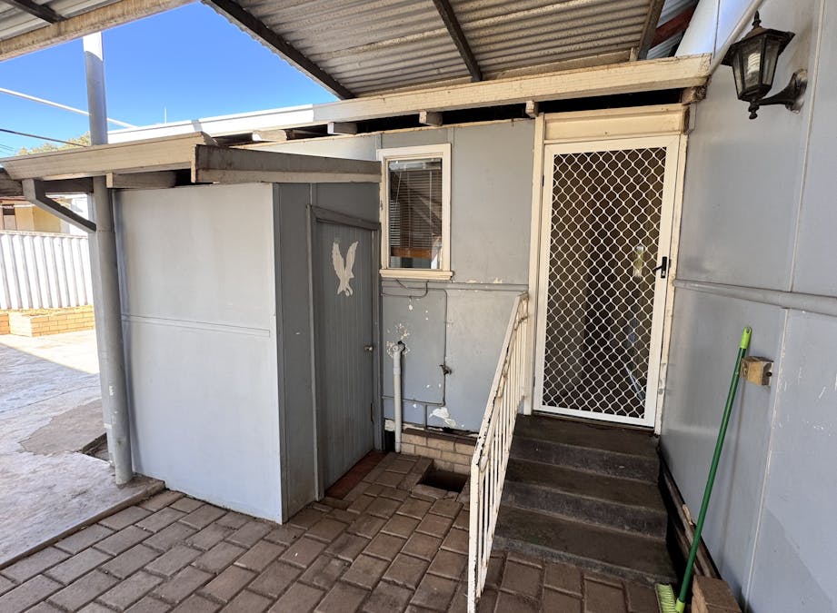 63 Throssell Street, Northam, WA, 6401 - Image 19