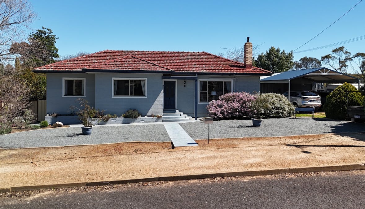 1 Charles Street, Wagin, WA, 6315 - Image 1