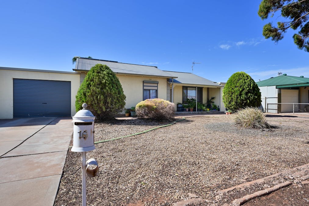 16 Loveday Street, Whyalla Norrie, SA, 5608 - Image 2